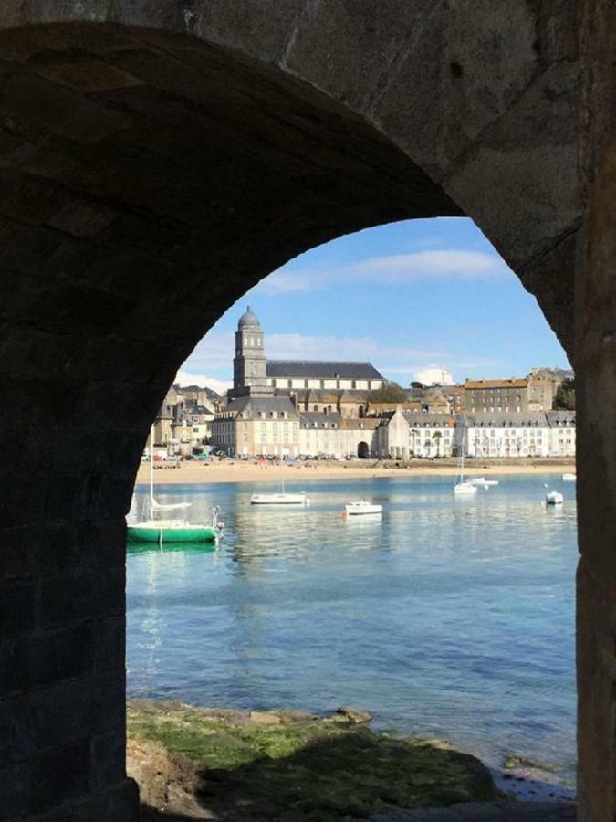 Logement Entier Saint Malo Vue Mer, Proche Ferry, Commerces Et Plage Solidor 50 M Exterior photo